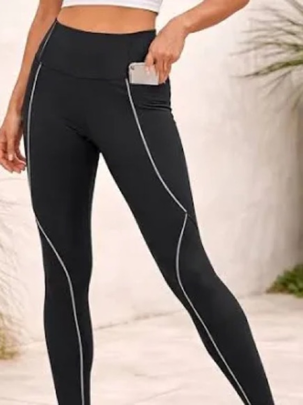 Athleta Tailwind 7/8 Tight
